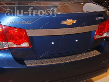 Накладка на задний бампер Chevrolet Cruze 08-12