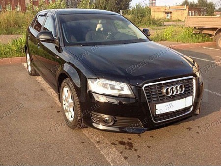 Мухобойка на Audi A3 05-12 темная
